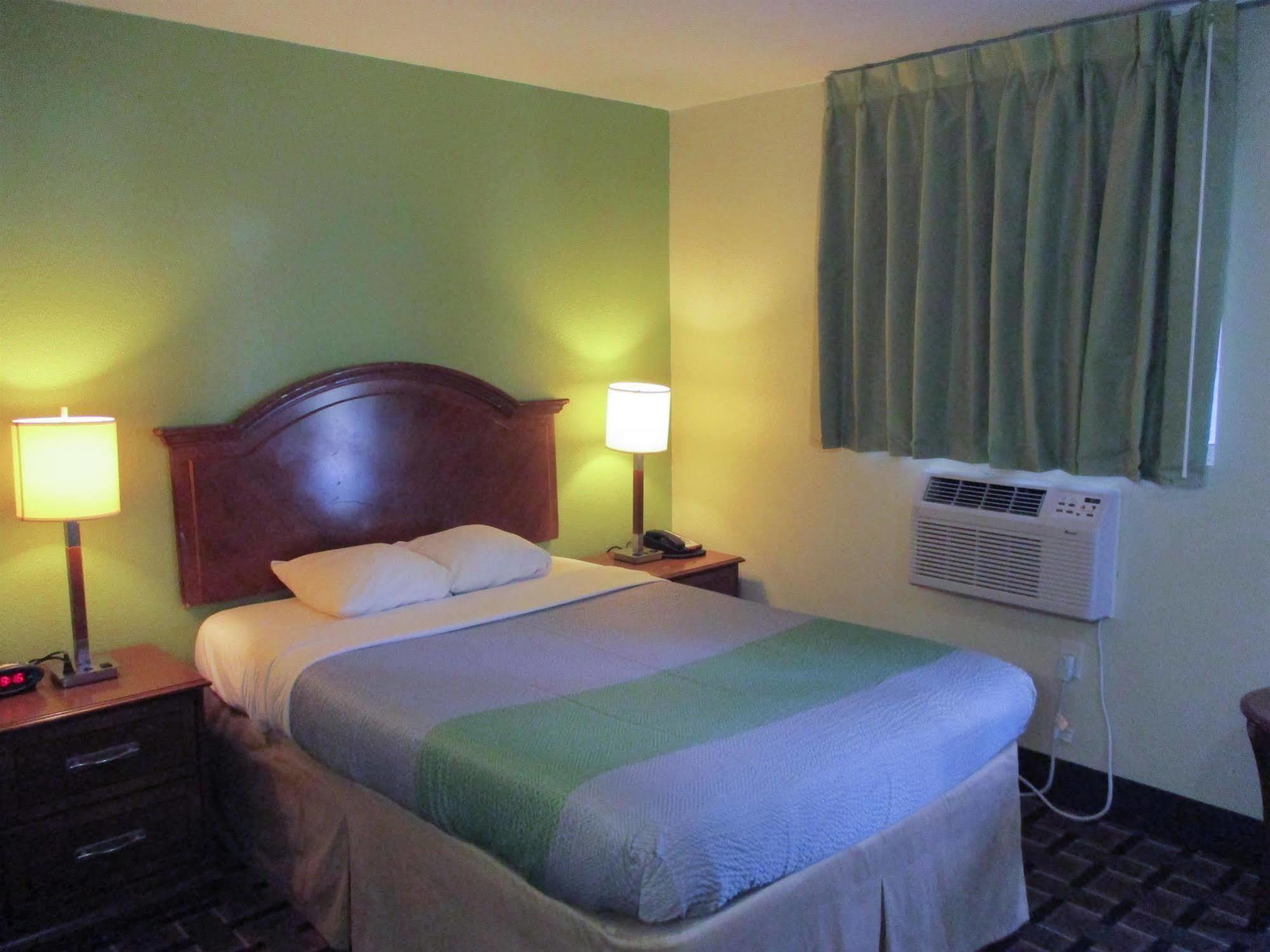 Savannah Garden Inn Exterior photo